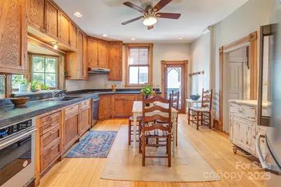 59 Starnes Avenue, Asheville, NC 28801 - Photo 11