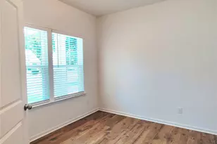 2112 Edison St, Charlotte, NC 28206 - Photo 3