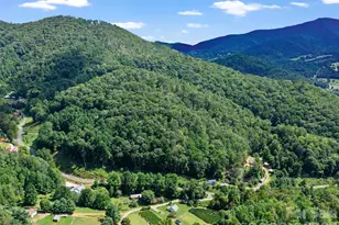 710 Greasy Creek Rd, Bakersville, NC 28705 - Photo 23