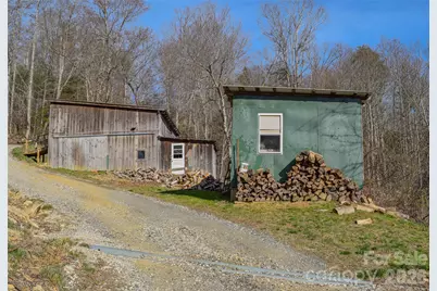 710 Greasy Creek Road, Bakersville, NC 28705 - Photo 27
