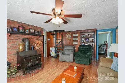 177 Dewey Avenue, Canton, NC 28716 - Photo 9