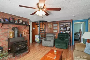 177 Dewey Ave, Canton, NC 28716 - Photo 9