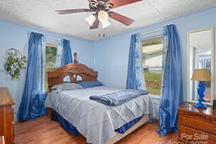 177 Dewey Ave, Canton, NC 28716 - Photo 17