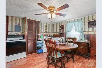 177 Dewey Avenue, Canton, NC 28716 - Photo 13