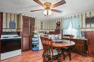 177 Dewey Ave, Canton, NC 28716 - Photo 13