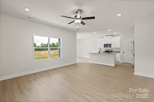 3469 Bear Den Dr, Gastonia, NC 28052 - Photo 3