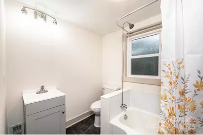 526 Kentwood Street SW, Lenoir, NC 28645 - Photo 31