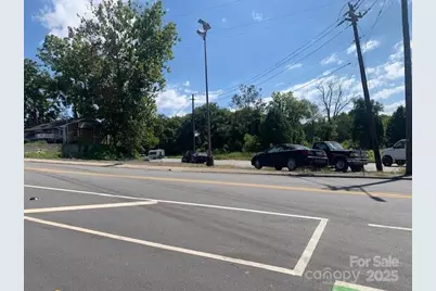 421 S King Street #3627, Hendersonville, NC 28792 - Photo 13