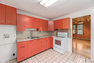 10 Beaverdam Knoll Rd, Asheville, NC 28804 - Photo 15