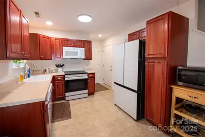 19 Singleton Lane, Fletcher, NC 28732 - Photo 7