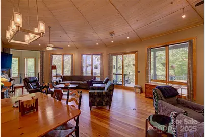 1024 Arrowhead Ridge Road, Spruce Pine, NC 28777 - Photo 11