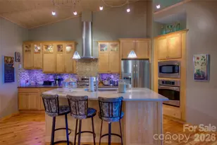 1024 Arrowhead Ridge Rd, Spruce Pine, NC 28777 - Photo 21