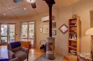 1024 Arrowhead Ridge Rd, Spruce Pine, NC 28777 - Photo 15