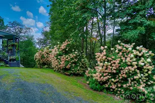 1024 Arrowhead Ridge Rd, Spruce Pine, NC 28777 - Photo 41