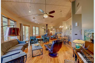 1024 Arrowhead Ridge Road, Spruce Pine, NC 28777 - Photo 17