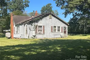 2009 Independence Square, Kannapolis, NC 28081 - Photo 5