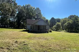 2009 Independence Square, Kannapolis, NC 28081 - Photo 3