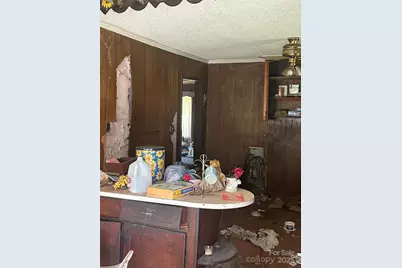 2009 Independence Square, Kannapolis, NC 28081 - Photo 9