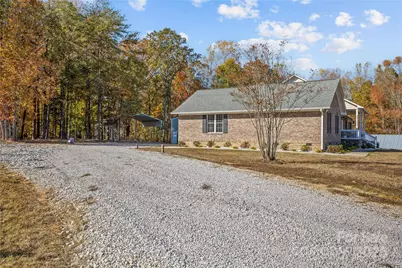 2247 Kingsburry Road, York, SC 29745 - Photo 9