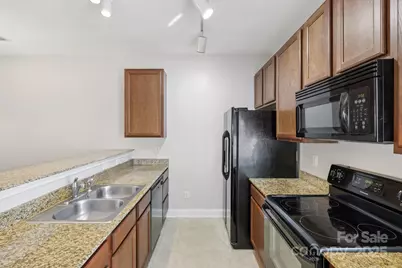 12720 Livengood Lane, Charlotte, NC 28269 - Photo 9