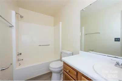 911 Shelby Drive #E, Greensboro, NC 27409 - Photo 19