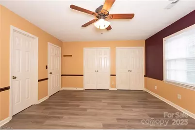 911 Shelby Drive #E, Greensboro, NC 27409 - Photo 21