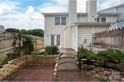 911 Shelby Drive #E, Greensboro, NC 27409 - Photo 5