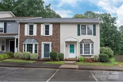 911 Shelby Drive #E, Greensboro, NC 27409 - Photo 3