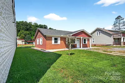 262 Catawba Avenue, Old Fort, NC 28762 - Photo 3