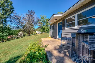 26 Center Street, Candler, NC 28715 - Photo 23