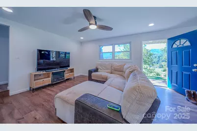 26 Center Street, Candler, NC 28715 - Photo 9