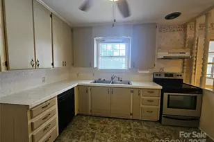 610 S Washington St, Shelby, NC 28150 - Photo 15