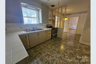 610 S Washington Street, Shelby, NC 28150 - Photo 17