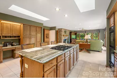 2240 E Cumming Woods Lane, Hendersonville, NC 28739 - Photo 13