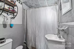 114 Norwood Dr, Charlotte, NC 28208 - Photo 15