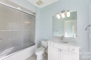 8928 Heydon Hall Cir, Charlotte, NC 28210 - Photo 17