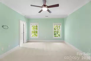 8928 Heydon Hall Cir, Charlotte, NC 28210 - Photo 17