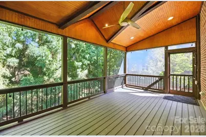 8928 Heydon Hall Circle, Charlotte, NC 28210 - Photo 31