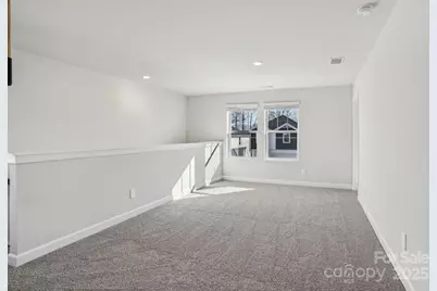 1524 31st Street NE, Conover, NC 28613 - Photo 5