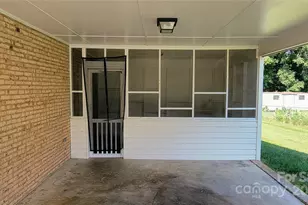 4841 Greenwood Dr, Gastonia, NC 28052 - Photo 3