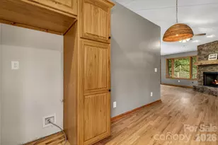 939 Morgan Hill Rd, Black Mountain, NC 28711 - Photo 17