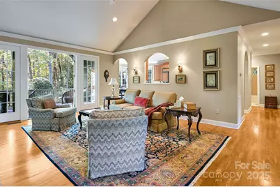 60 S Kuykendall Court, Hendersonville, NC 28739 - Photo 5