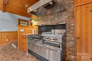 70 Wisteria Ln, Highlands, NC 28741 - Photo 19