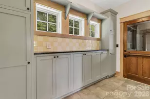 875 Creston Dr, Black Mountain, NC 28711 - Photo 11