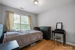 404 Villas Ct, Asheville, NC 28806 - Photo 15