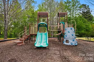 1016 Sweetgum St, Gastonia, NC 28054 - Photo 37