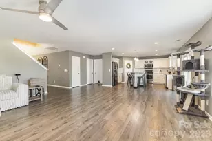 1016 Sweetgum St, Gastonia, NC 28054 - Photo 7