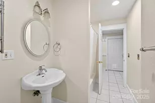 160 E Howard St, Tryon, NC 28782 - Photo 25