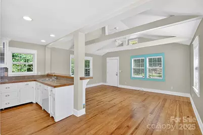 160 E Howard Street, Tryon, NC 28782 - Photo 17