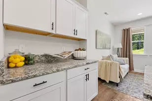 814 W Raleigh Ave W, Statesville, NC 28677 - Photo 11